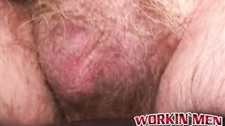 Hobo amateur grandpa jerking himself off with his huge beard