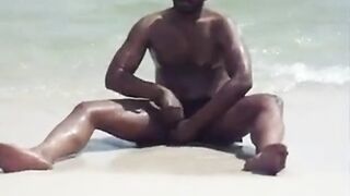 jerking off at the beach3333