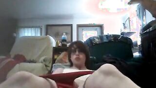 Crossdressing Twink Masturbates on Webcam