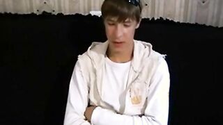 Twink's Amateur Handjob Video